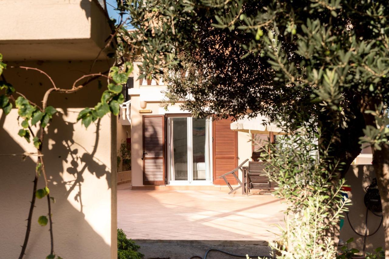 Myrties Boutique Apartments Exterior foto